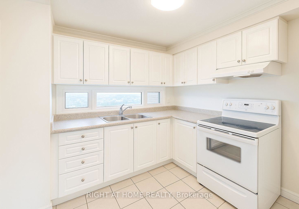4645-jane-street-york-ontario-w12170542