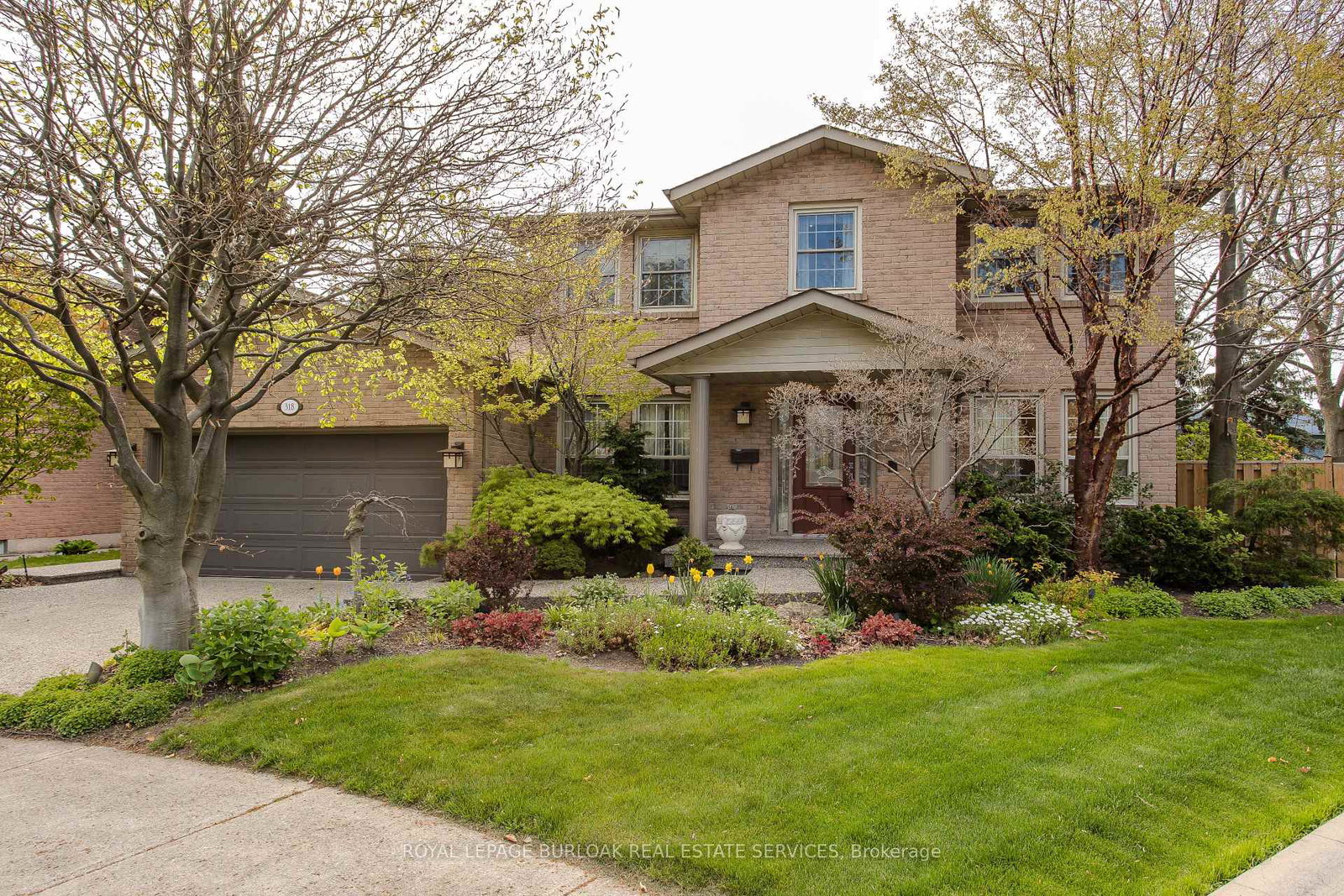 318-slade-crescent-oakville-ontario-w12170808