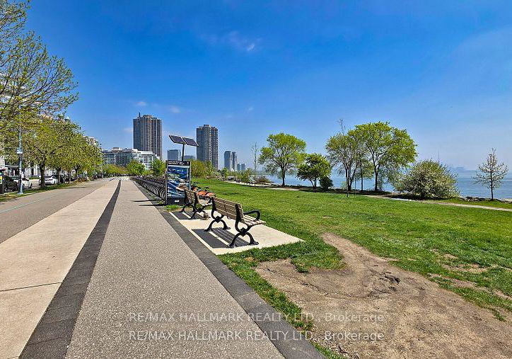 38-annie-craig-drive-etobicoke-ontario-w12171140