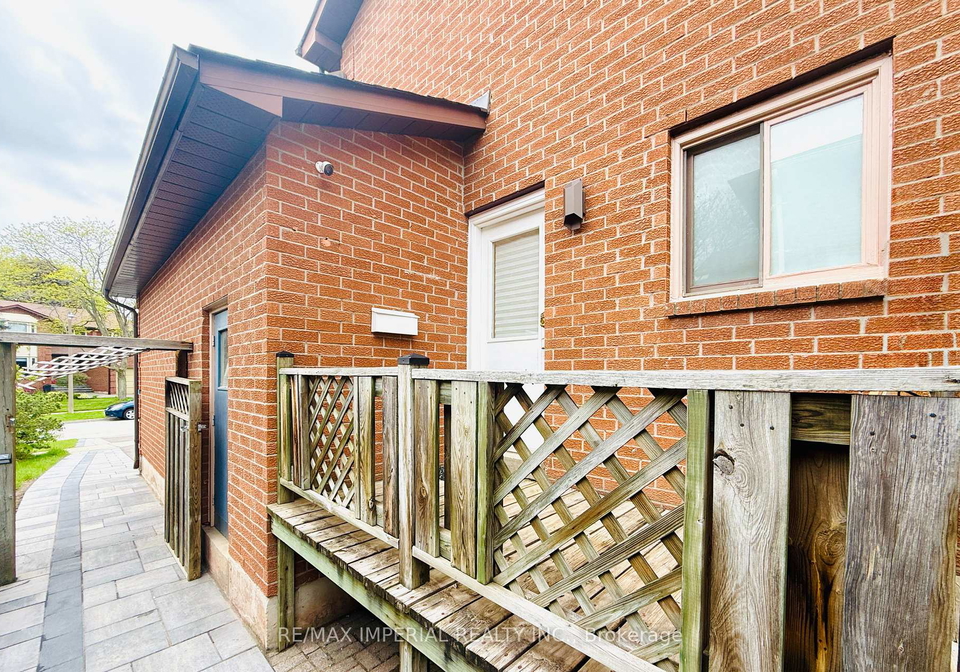1165-painted-post-court-oakville-ontario-w12171266