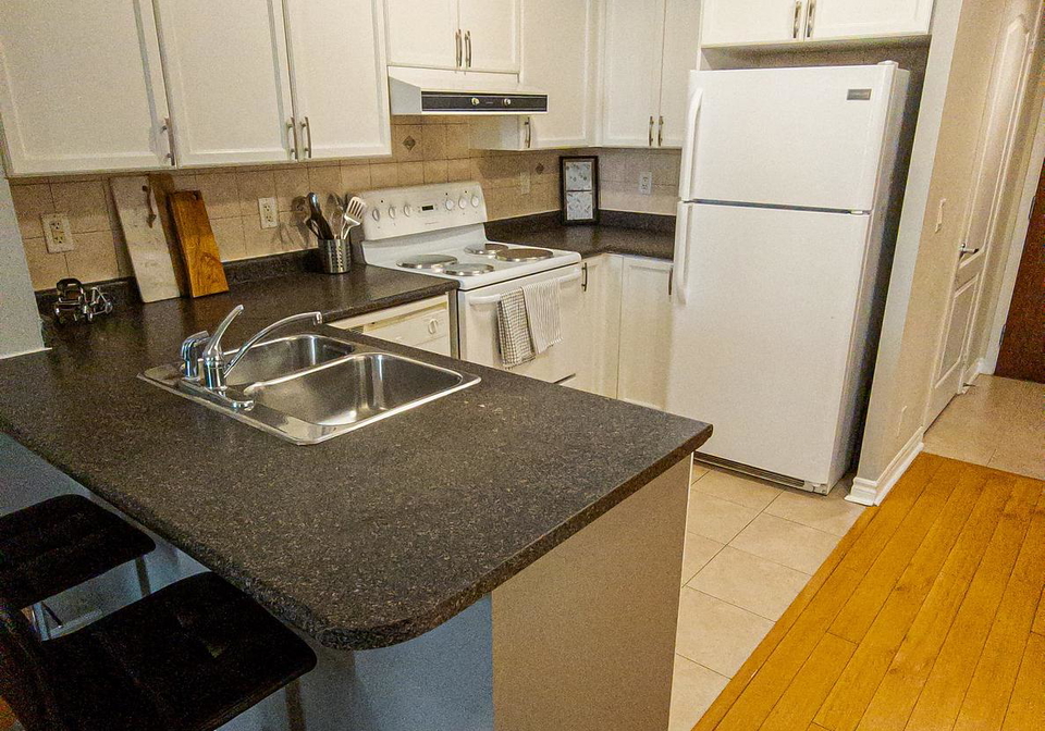 33-elm-drive-mississauga-ontario-w12172763