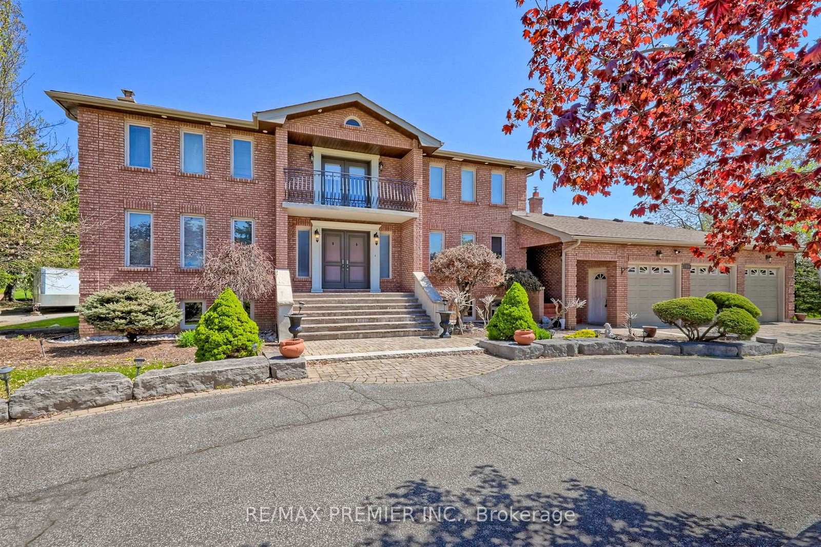 27-fenton-way-brampton-ontario-w12173956