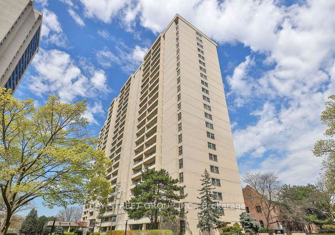 360-ridelle-avenue-north-york-ontario-w12174162