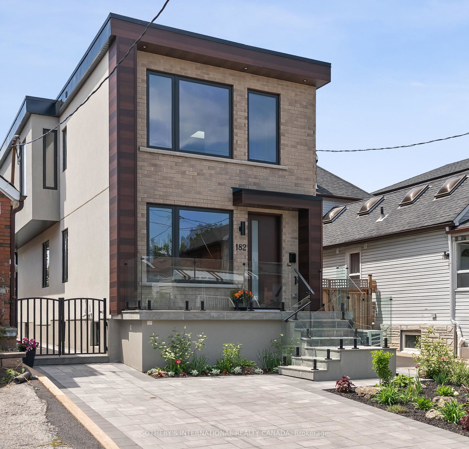 182-chambers-avenue-toronto-ontario-w12174165