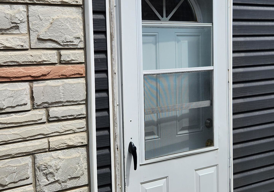 47-syndicate-avenue-north-york-ontario-w12174375