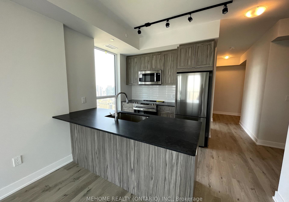 430-square-one-drive-mississauga-ontario-w12174902