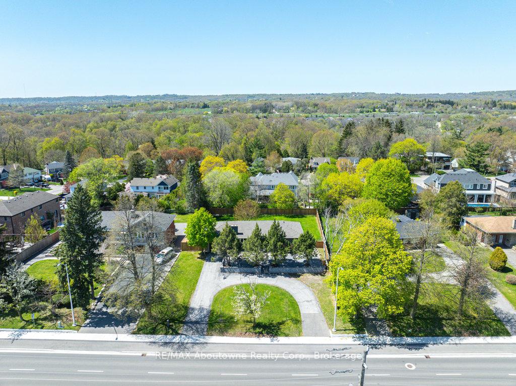 425-plains-road-w-burlington-ontario-w12175039