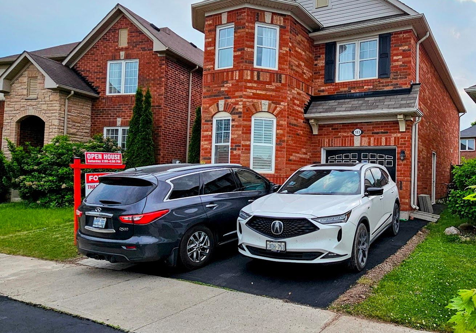 103-commuter-drive-brampton-ontario-w12175306