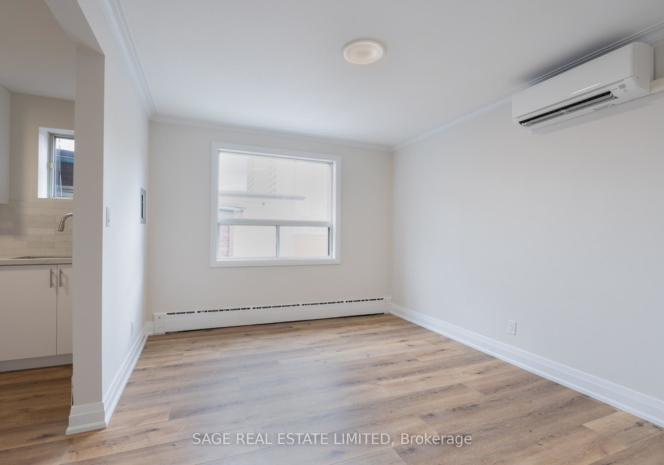 366-royal-york-road-etobicoke-ontario-w12175677