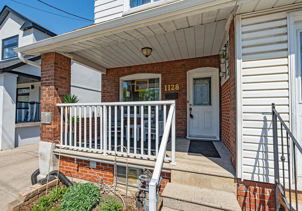 1128-roselawn-avenue-north-york-ontario-w12176008