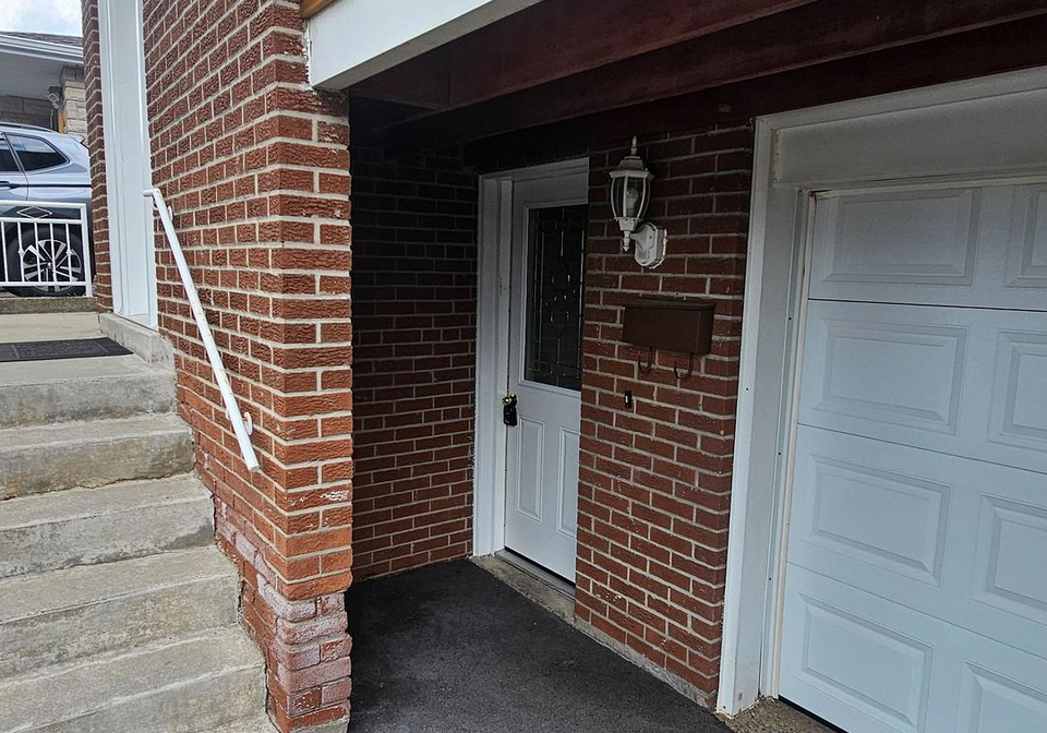961-stainton-drive-mississauga-ontario-w12176801