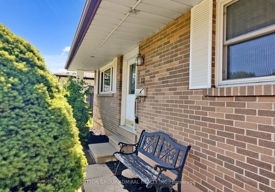 12-flavian-crescent-brampton-ontario-w12176858