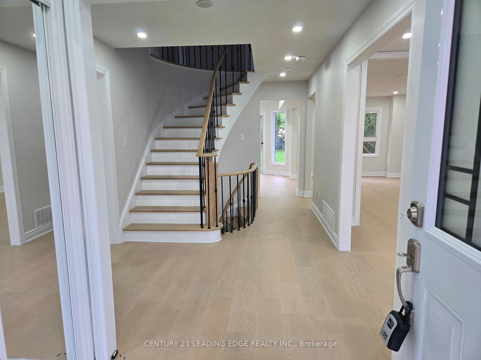 8-bloomingdale-drive-brampton-ontario-w12176965