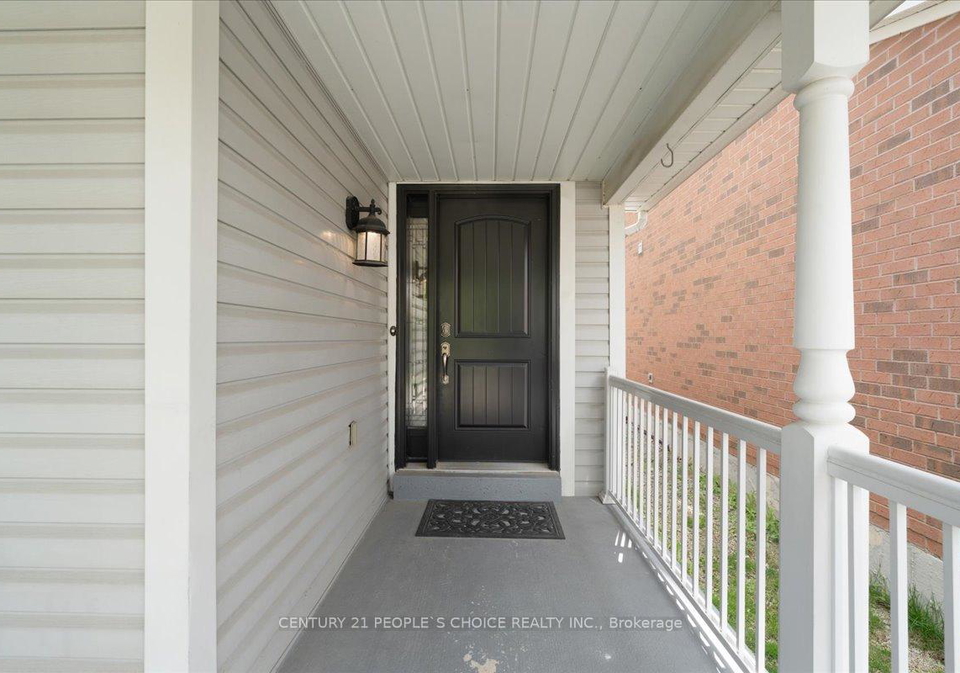 7084-walworth-court-mississauga-ontario-w12177378