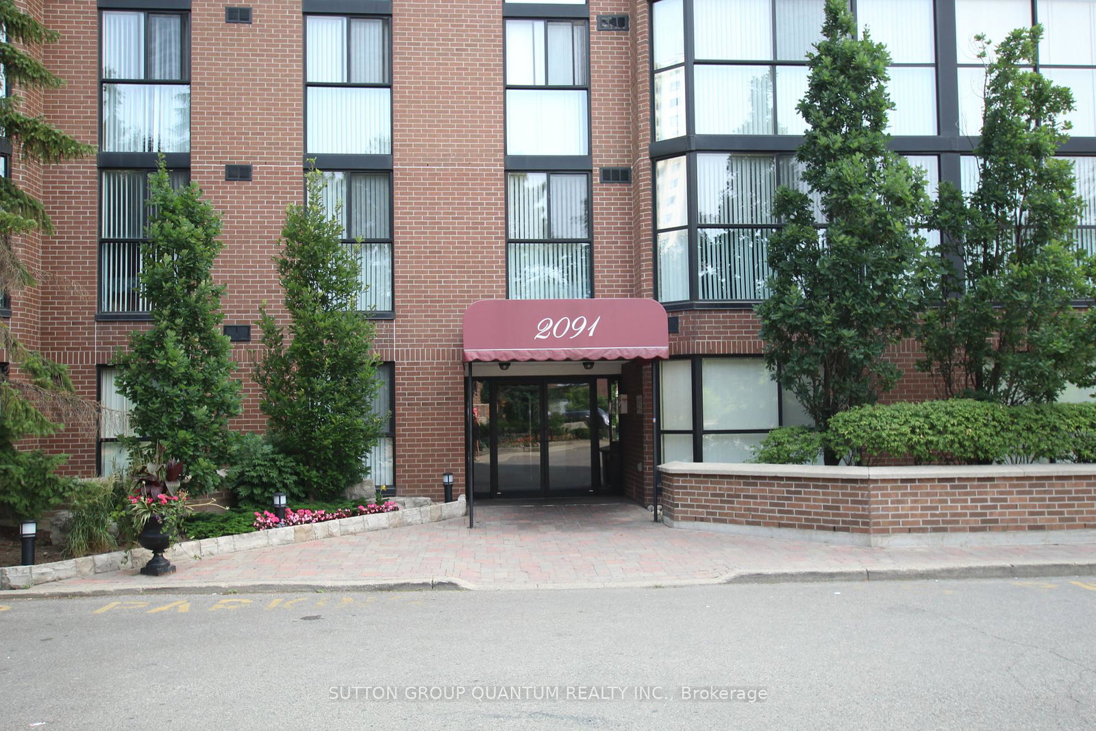 2091-hurontario-street-mississauga-ontario-w12177783