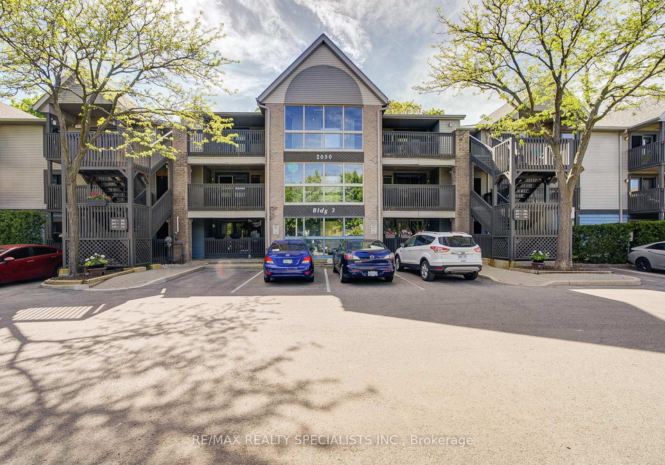 2030-cleaver-avenue-burlington-ontario-w12177947