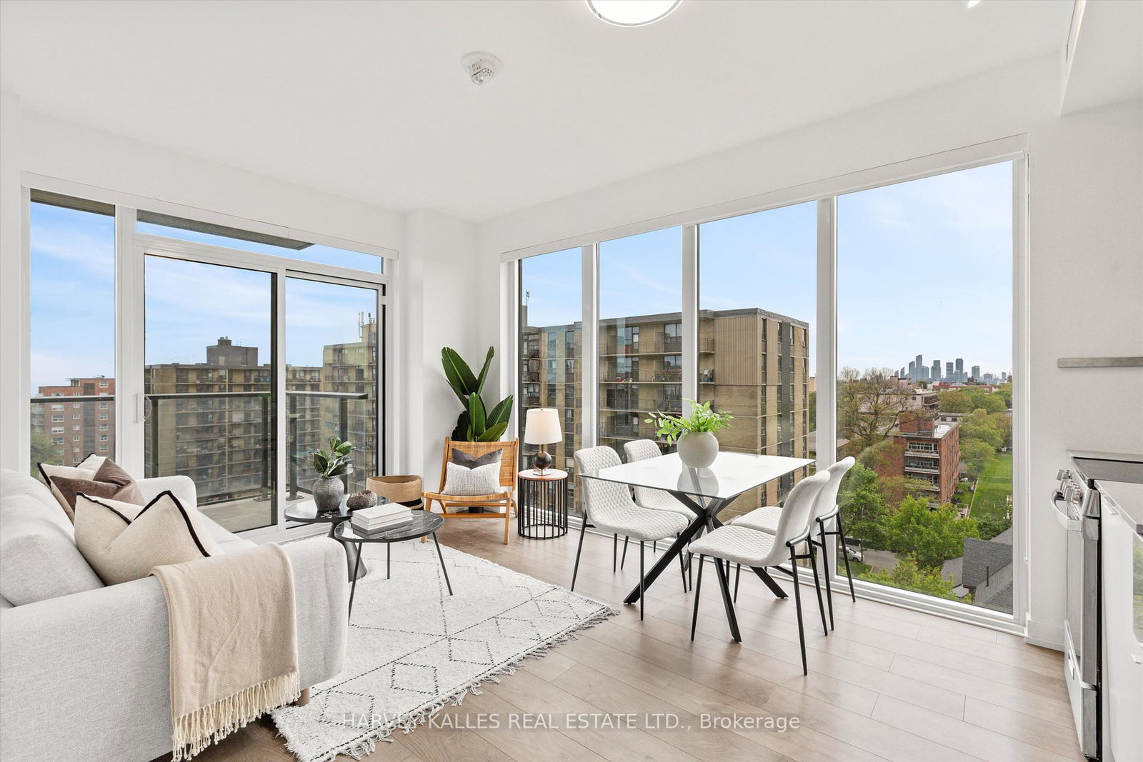 270-dufferin-street-w-toronto-ontario-w12178135