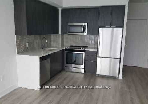 30-shore-breeze-drive-etobicoke-ontario-w12178465