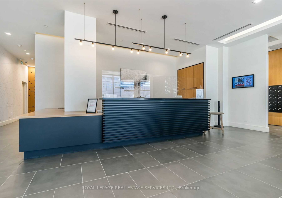 2520-eglinton-avenue-w-mississauga-ontario-w12178615