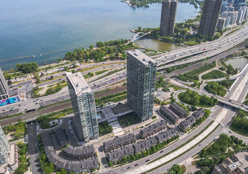 105-the-queensway-toronto-ontario-w12178642