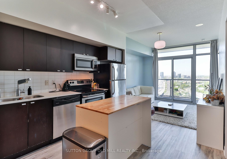 105-the-queensway-toronto-ontario-w12178642