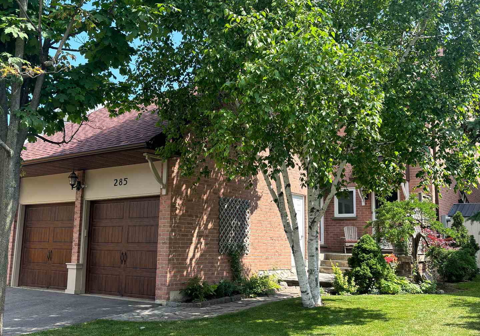 285-kingsbridge-garden-circle-mississauga-ontario-w12178803