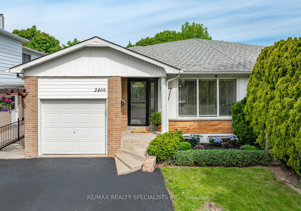 2469-glamworth-crescent-mississauga-ontario-w12179291