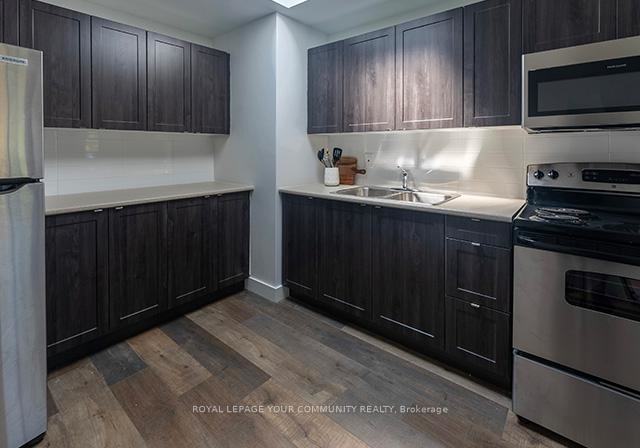 2491-dufferin-street-w-north-york-ontario-w12179575