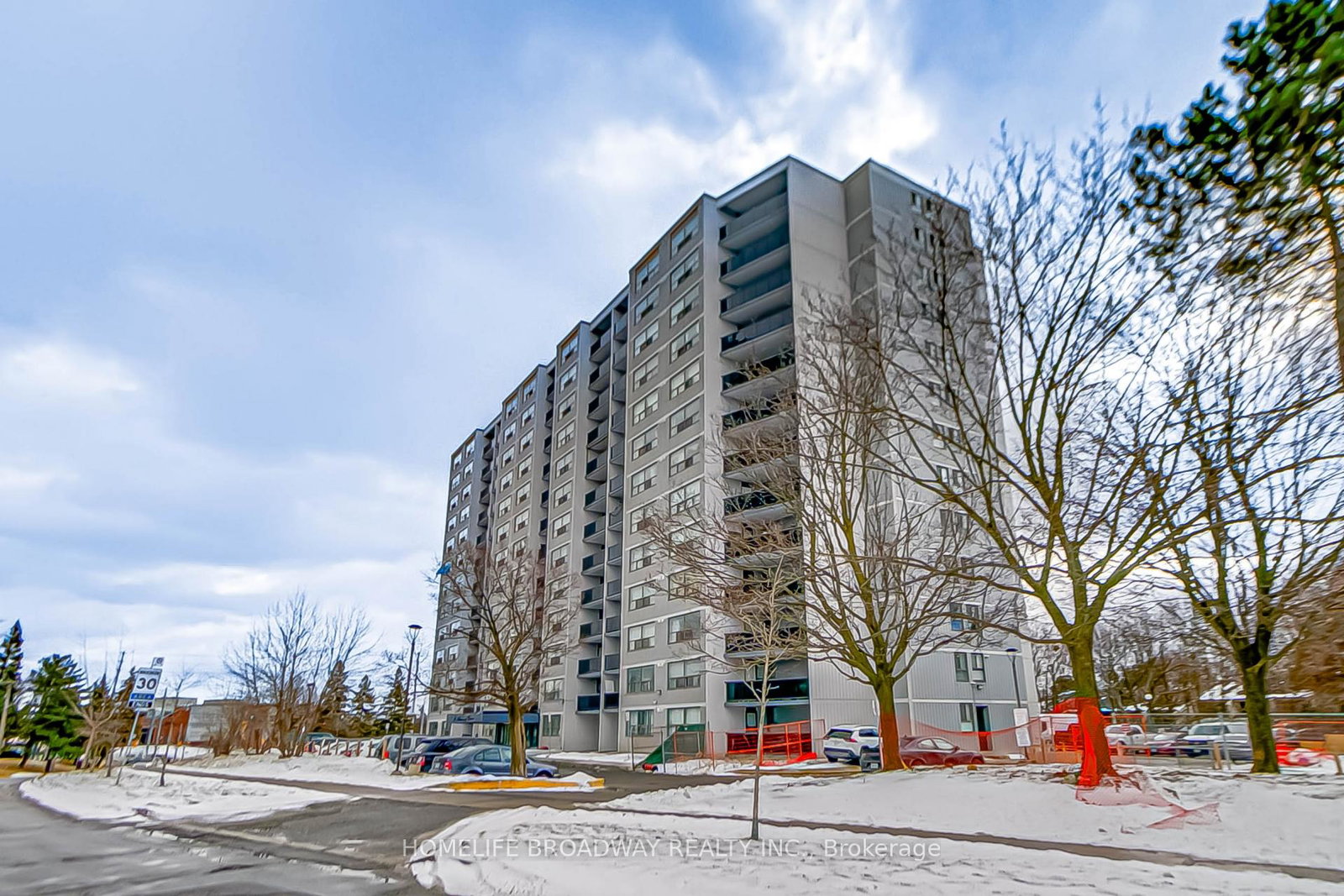 10-tobermory-drive-york-ontario-w12179810