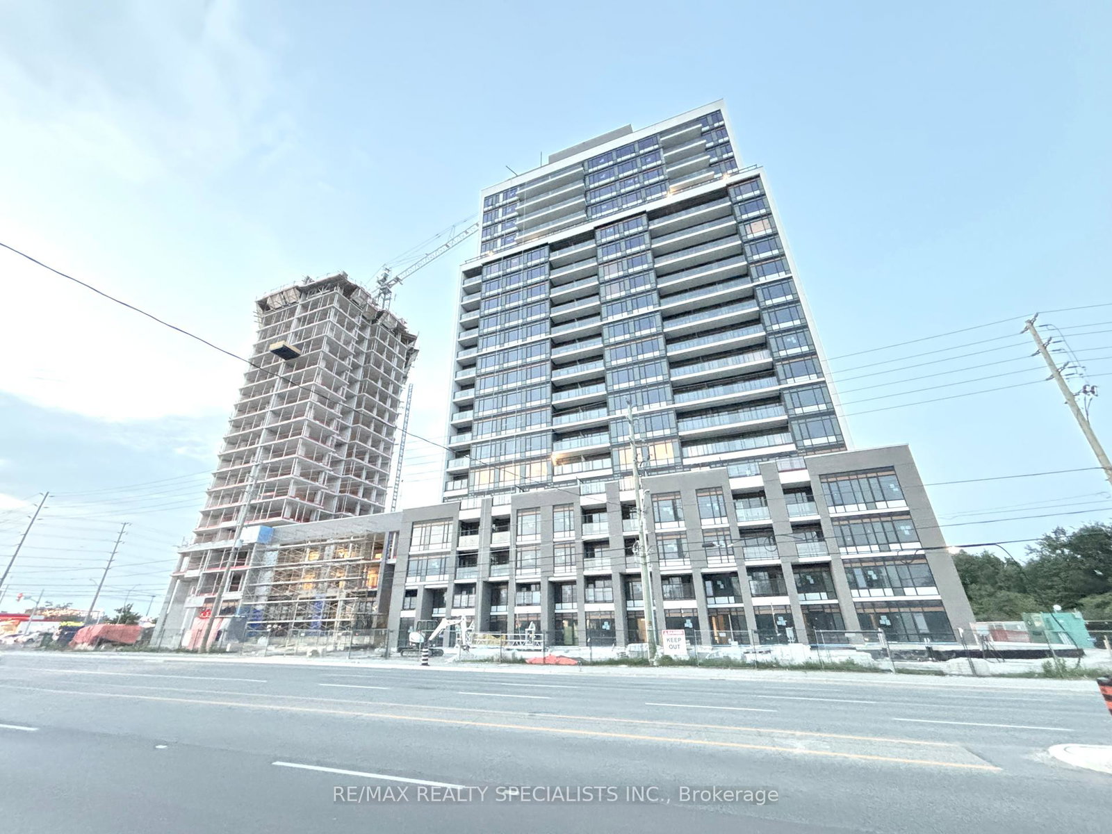 8010-derry-road-milton-ontario-w12180001