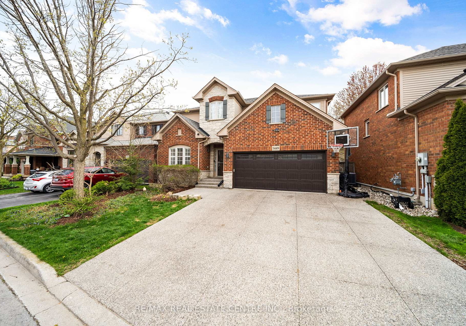 5449-valleyhigh-drive-burlington-ontario-w12180096