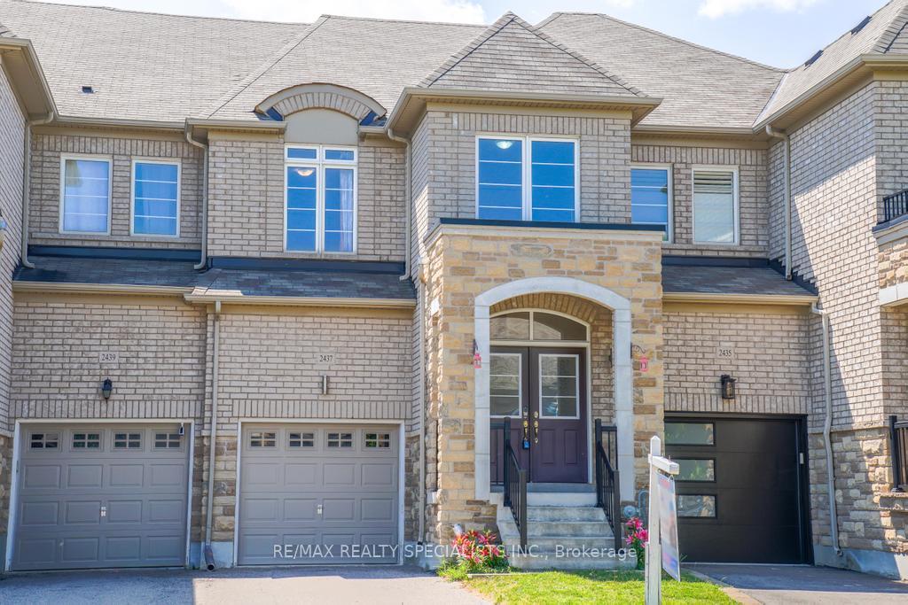 2437-old-brompton-way-oakville-ontario-w12180196