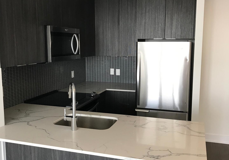 20-shore-breeze-drive-etobicoke-ontario-w12180250