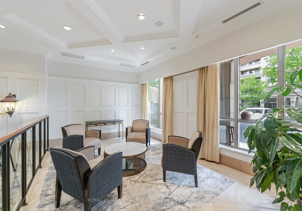 5229-dundas-street-w-etobicoke-ontario-w12180486