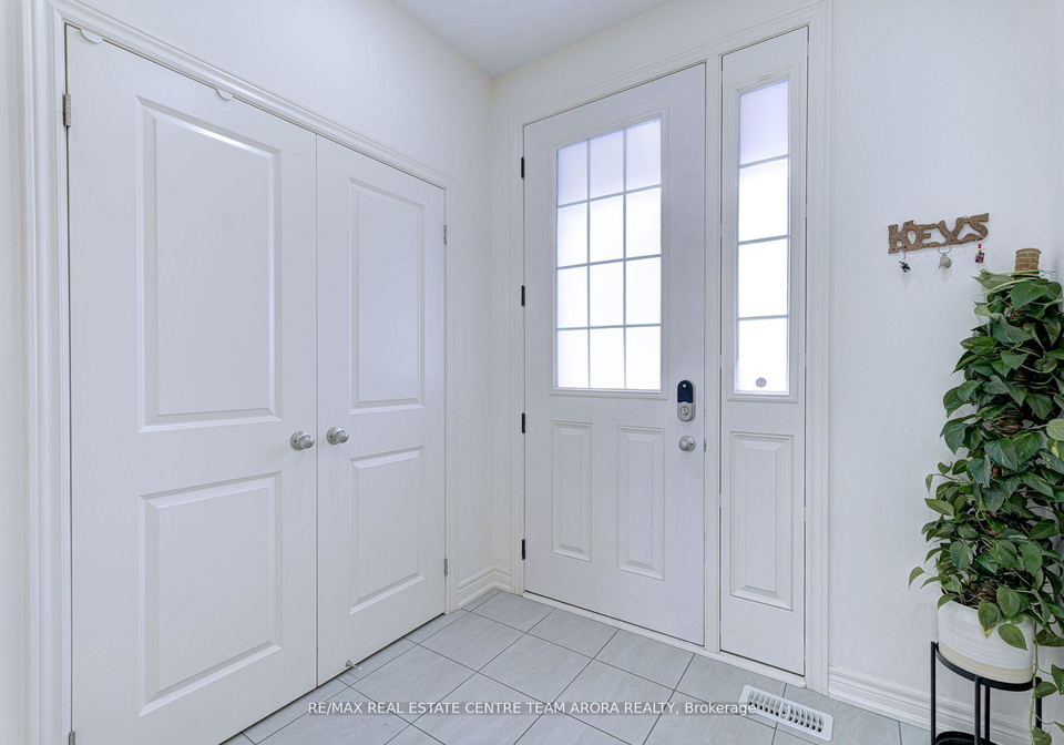 80-finegan-circle-brampton-ontario-w12181008