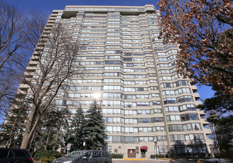 1320-islington-avenue-etobicoke-ontario-w12181010