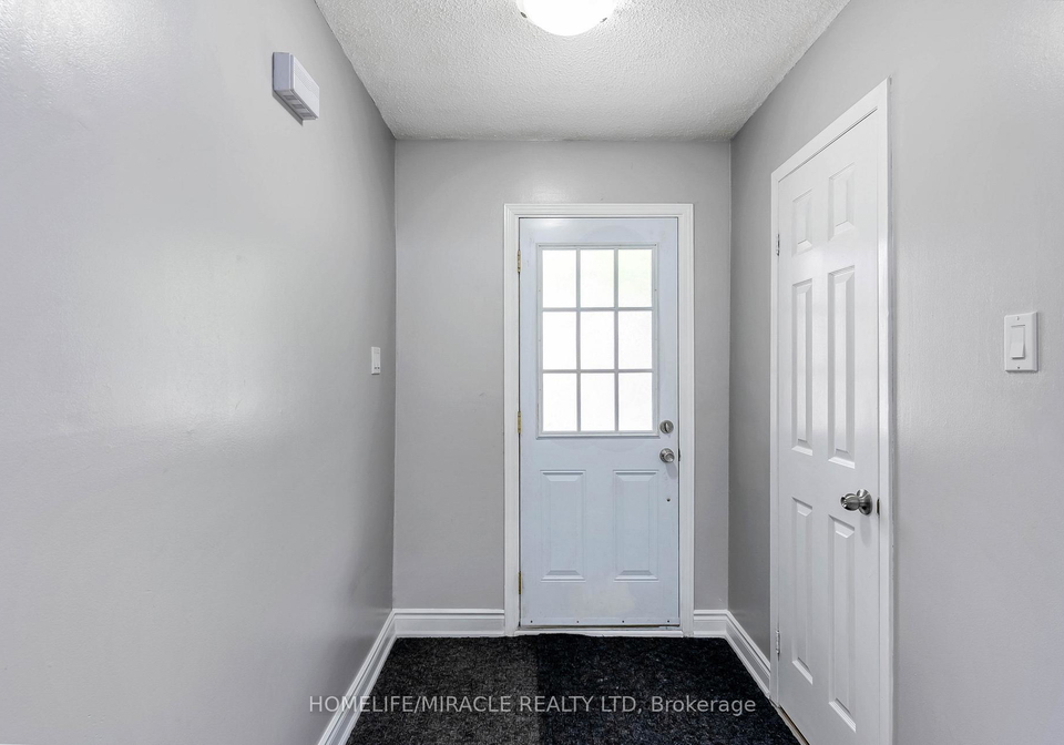 enderby-crescent-brampton-ontario-w12181172