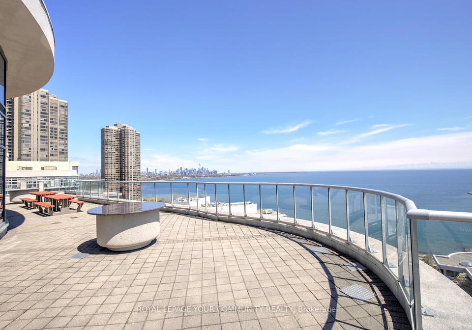2083-lake-shore-boulevard-w-etobicoke-ontario-w12181454