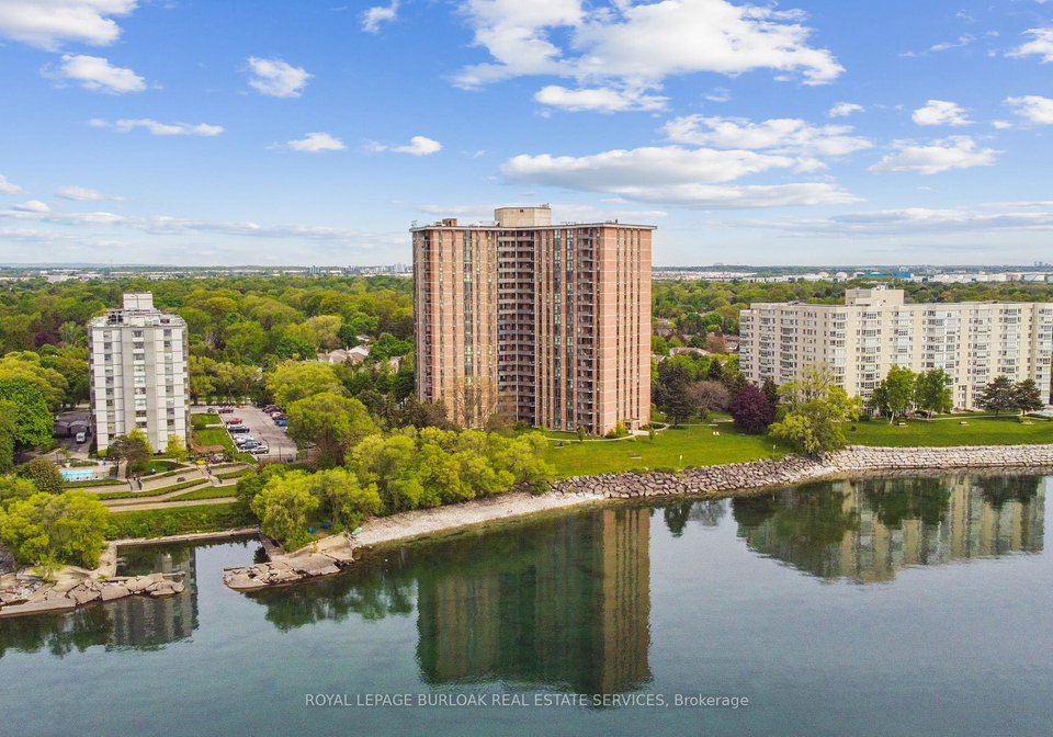 5250-lakeshore-road-burlington-ontario-w12181507