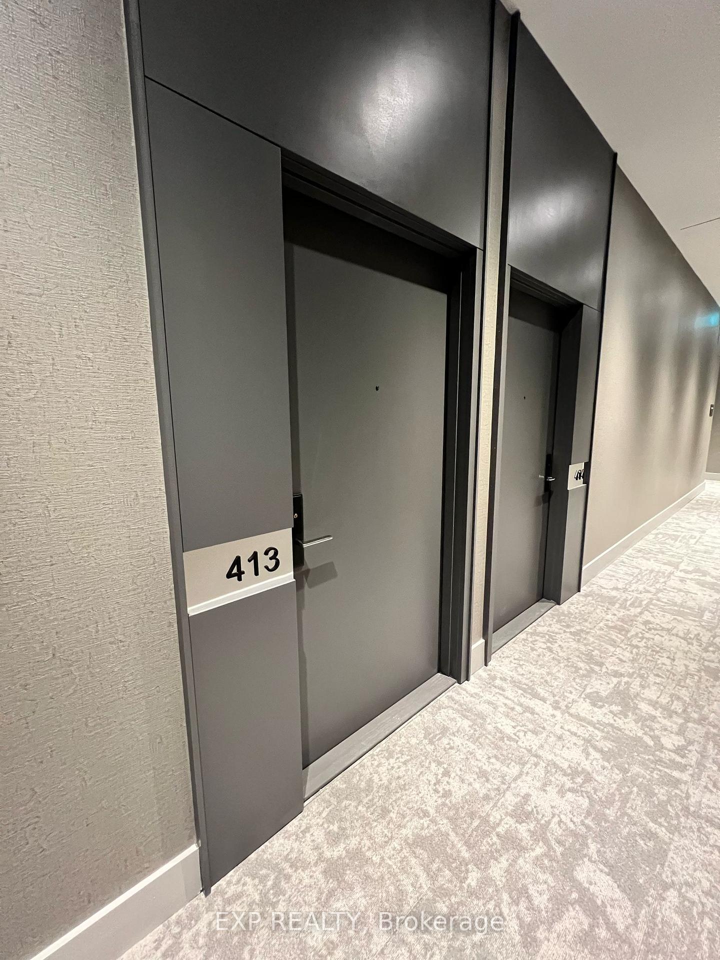 285-dufferin-street-toronto-ontario-w12181770