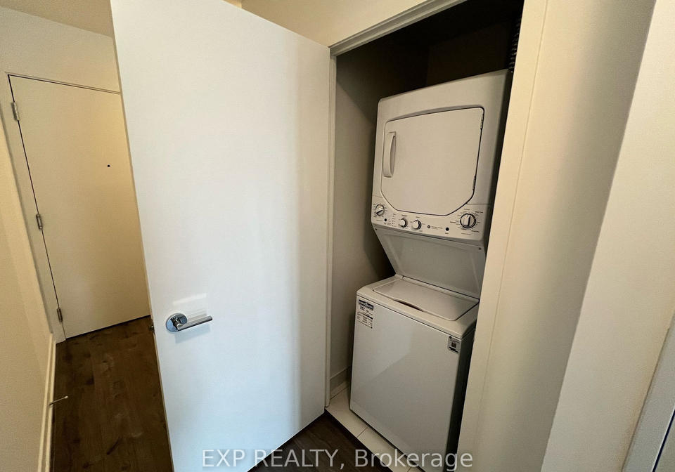 285-dufferin-street-toronto-ontario-w12181770