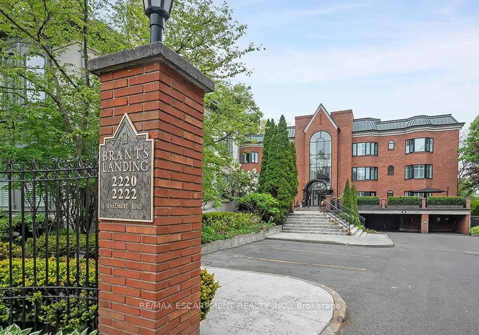 2220-lakeshore-road-burlington-ontario-w12181873