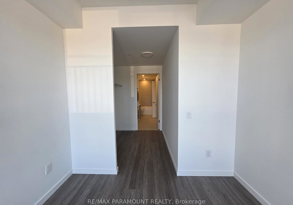 689-the-queensway-drive-etobicoke-ontario-w12182064
