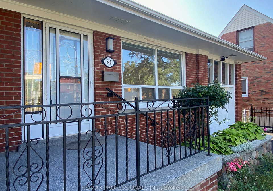 640-browns-line-etobicoke-ontario-w12182092