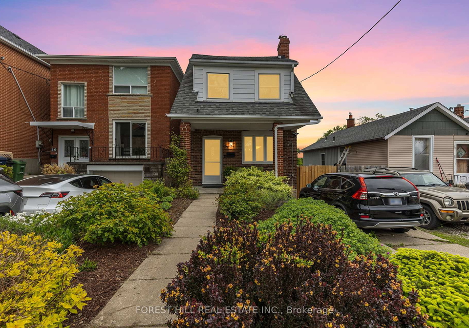 27-dynevor-road-toronto-ontario-w12182184