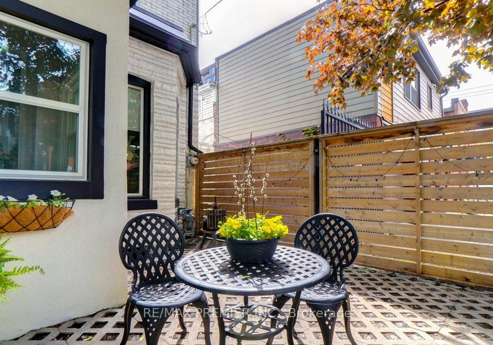 1-gwynne-avenue-toronto-ontario-w12182363