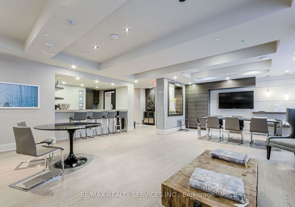 60-annie-craig-drive-etobicoke-ontario-w12182509