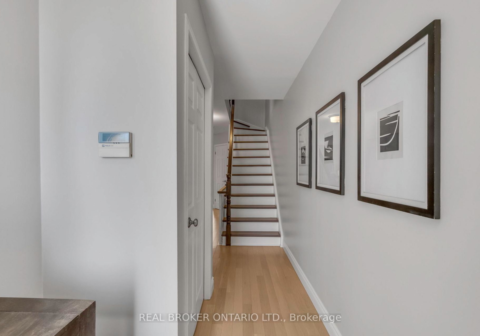 2015-cleaver-avenue-burlington-ontario-w12182574