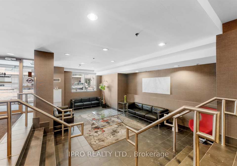 812-lansdowne-avenue-w-toronto-ontario-w12182939