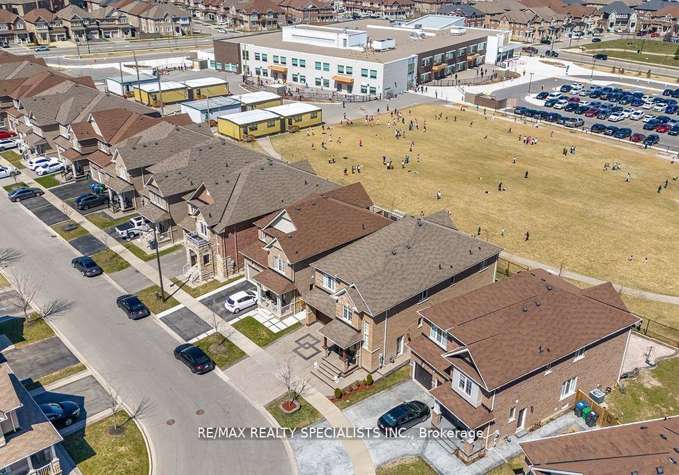 52-abercrombie-crescent-brampton-ontario-w12183052